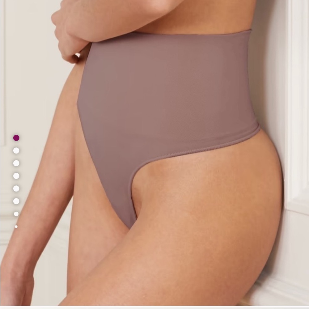 NEW W/O TAGS SKIMS Core Control Thong in Umber 🚩Discontinued Color S/M